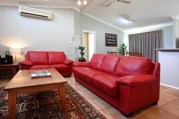 The Grange On Hermitage - St Kilda Accommodation 8