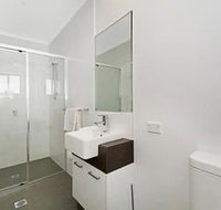 Cooroy Luxury Motel Apartments Noosa - St Kilda Accommodation