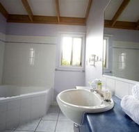 Budgewoi Holiday Park - St Kilda Accommodation