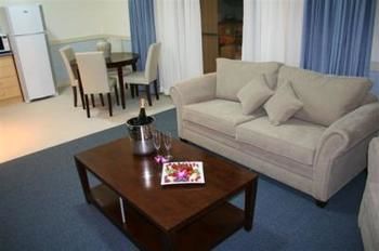 Hawkesbury Race Club Motel - St Kilda Accommodation 9