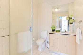 Anchor On Flinders Prime - St Kilda Accommodation 0