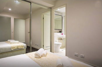Anchor On Little Collins - Southern - St Kilda Accommodation 66
