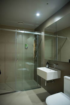 Apartments Of Melbourne Collins Street - St Kilda Accommodation 7