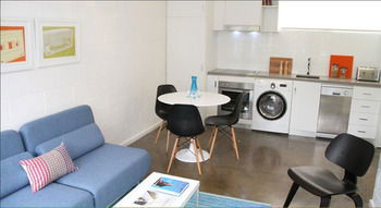 Apartment2c - Lennox 1 - St Kilda Accommodation 5