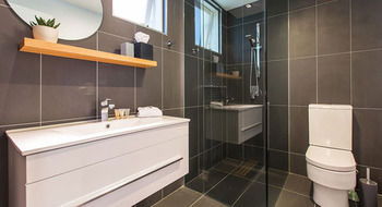 Apartment2c - Moonstruck - St Kilda Accommodation 1