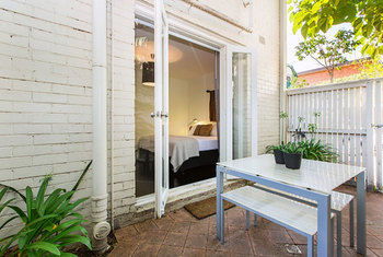 Apartment2c - Moonstruck - St Kilda Accommodation 6