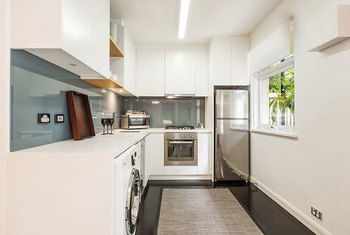 Apartment2c - Moonstruck - St Kilda Accommodation 11