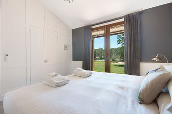 Block Eight - St Kilda Accommodation 35