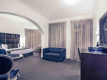 Mercure Maitland Monte Pio - St Kilda Accommodation 9