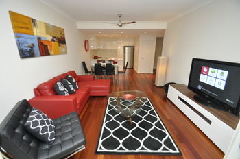 Camperdown 11 Briggs Furnished Apartment - St Kilda Accommodation 11