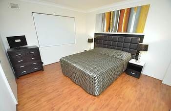 Balmain 4 Mont Furnished Apartment - St Kilda Accommodation 1