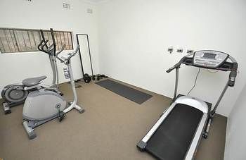 Balmain 4 Mont Furnished Apartment - St Kilda Accommodation 2