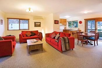 Annie's Escape In Warburton - St Kilda Accommodation 3