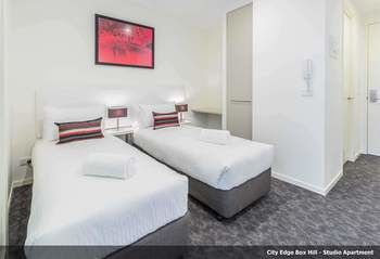 City Edge Box Hill - St Kilda Accommodation 5