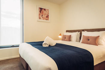 City Edge Box Hill - St Kilda Accommodation 6