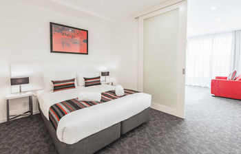 City Edge Box Hill - St Kilda Accommodation 10