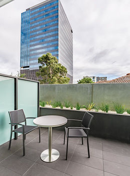 City Edge Box Hill - St Kilda Accommodation 11