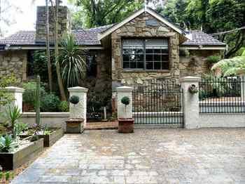 Aquila Nova Retreat - St Kilda Accommodation 1