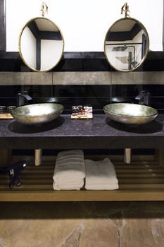 Aquila Nova Retreat - St Kilda Accommodation 24