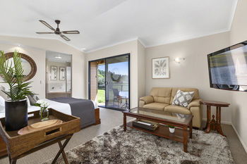 Top Of The Hill - St Kilda Accommodation 19