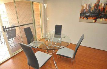 North Ryde 37 Cull Furnished Apartment - St Kilda Accommodation 7