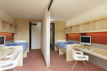 RMIT Village - St Kilda Accommodation 4