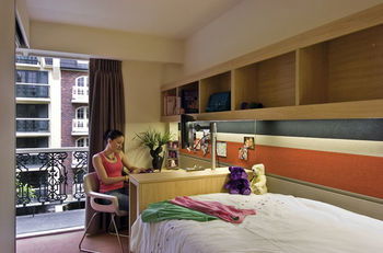RMIT Village - St Kilda Accommodation 5