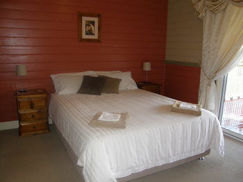 37 Queen Gloucester - St Kilda Accommodation 10