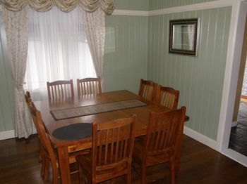 37 Queen Gloucester - St Kilda Accommodation 14