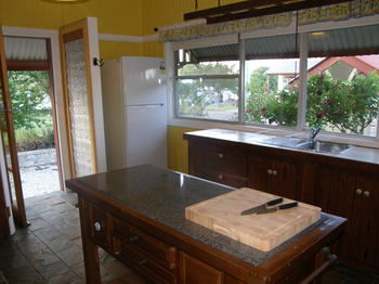 37 Queen Gloucester - St Kilda Accommodation 16