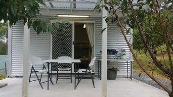 Copeland Cabins - St Kilda Accommodation 8