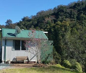 Copeland Cabins - St Kilda Accommodation 9