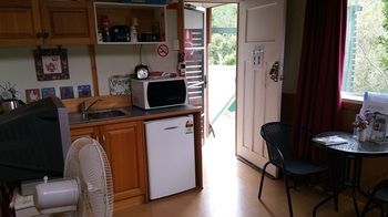 Copeland Cabins - St Kilda Accommodation 14