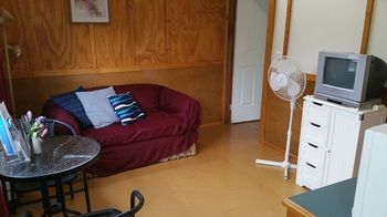 Copeland Cabins - St Kilda Accommodation 18