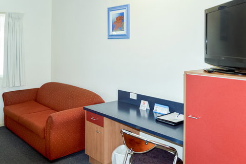 BEST WESTERN Boulevard Lodge - St Kilda Accommodation 7