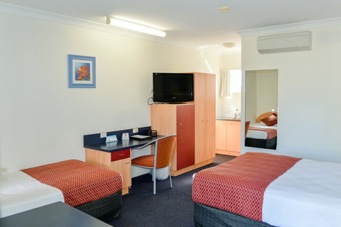 BEST WESTERN Boulevard Lodge - St Kilda Accommodation 13