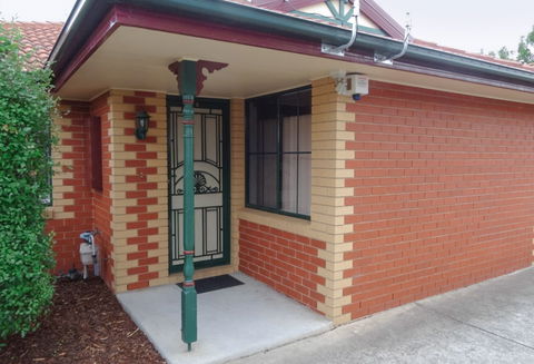 BEST WESTERN Fawkner Airport Motor Inn And Serviced Apartments - St Kilda Accommodation 0
