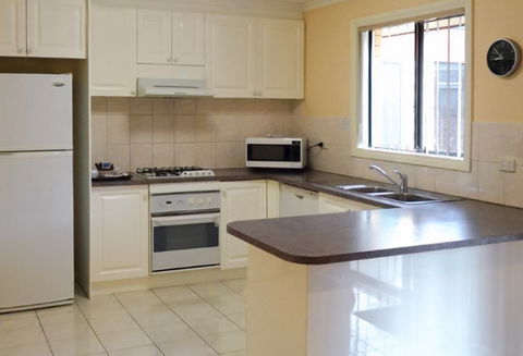 BEST WESTERN Fawkner Airport Motor Inn And Serviced Apartments - St Kilda Accommodation 4