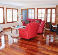 Anchlia Waterfront Cottages - St Kilda Accommodation