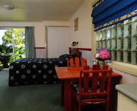 Crays Accommodation - Innes Street - St Kilda Accommodation 0