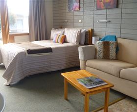 Scamander On The Beach - St Kilda Accommodation 2