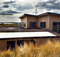 King Island Breaks - Porky's Beach House - St Kilda Accommodation