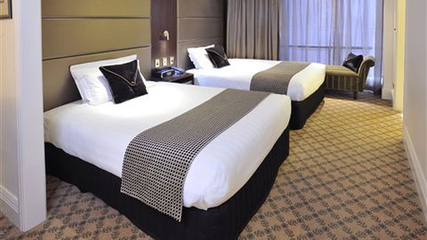 Stamford Plaza Melbourne - St Kilda Accommodation 1