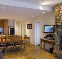 Alpine Woodsmoke Apartments - St Kilda Accommodation