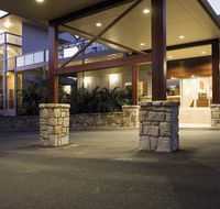 Mercure Clear Mountain Lodge Spa and Vineyard - St Kilda Accommodation