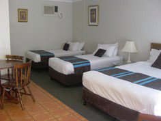Cleveland Motor Inn - St Kilda Accommodation 2