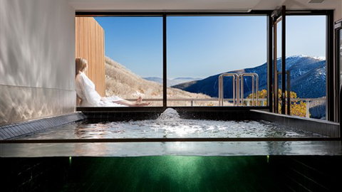 QT Falls Creek Resort - St Kilda Accommodation 5