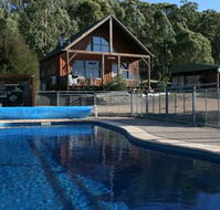 Karoonda Olive Grove Retreat at Mt Buffalo Olives - St Kilda Accommodation