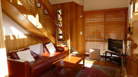 Karoonda Olive Grove Retreat At Mt Buffalo Olives - St Kilda Accommodation 1