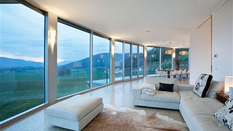 Feathertop Chateau - St Kilda Accommodation 3